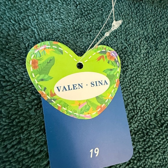 NWT Valen Sina Infant Boots Faux Fur & Suede Ivory & Tan Button Closure 4.5"x2" - Picture 8 of 8